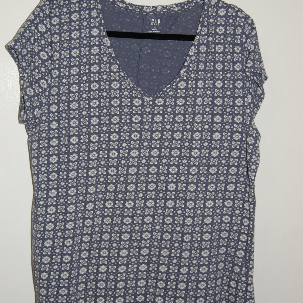 GAP, "easy tee"